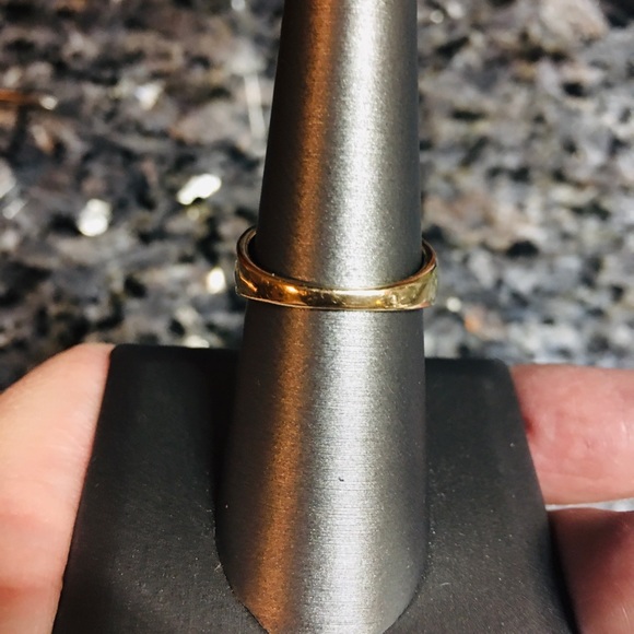 14K Black Onyx, Mother of Pearl Ring - Picture 6 of 9